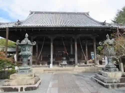 穴太寺の本殿・本堂