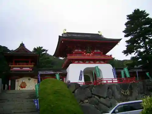 赤間神宮の山門・神門