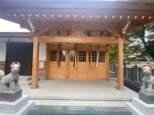 久助稲荷神社の本殿・本堂