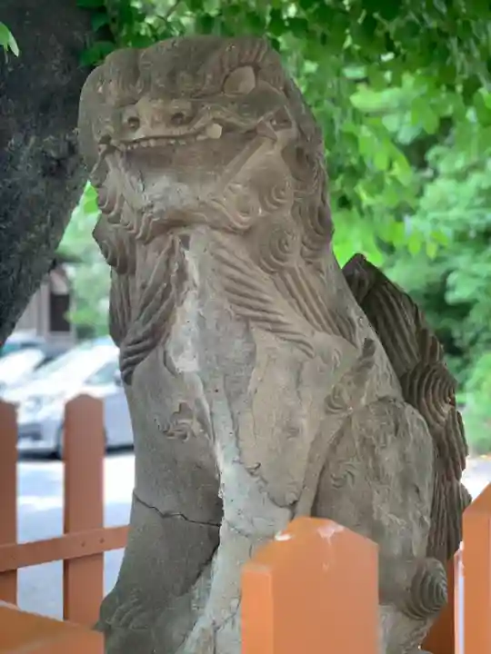 嶺御嶽神社の狛犬