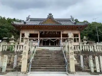 神吉八幡神社の本殿・本堂