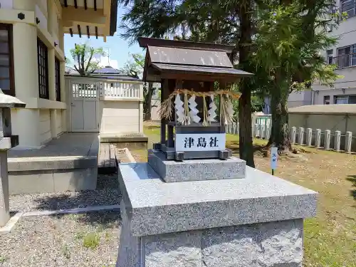 修理若御子社の末社・摂社