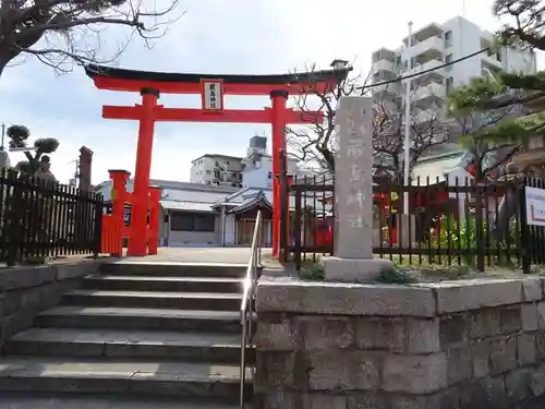 兵庫嚴島神社の鳥居