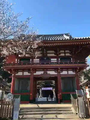 瀧泉寺(目黒不動尊)の山門・神門