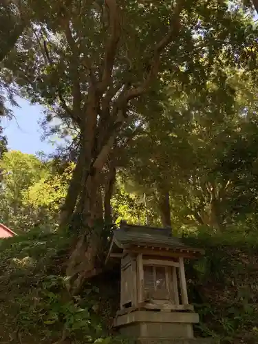 八雲神社の末社