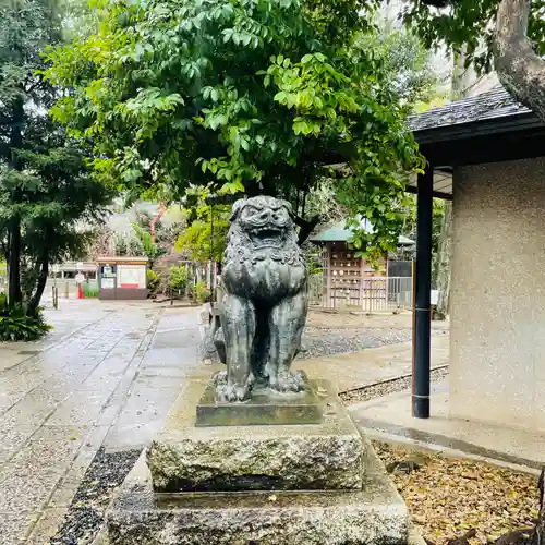 鳩森八幡神社の狛犬