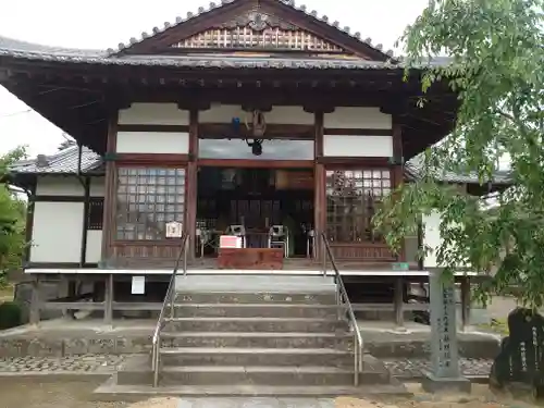 西條神社の本殿