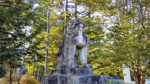 鹿追神社の狛犬