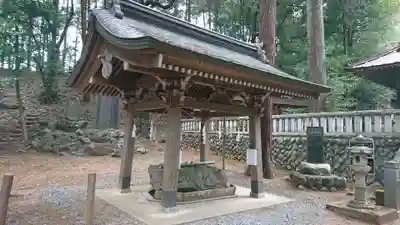 虎柏神社の手水舎