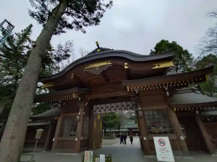 大國魂神社の{uncategorized: "未分類", other: "その他", undefined: "問題あり", building: "その他建物", grave: "お墓", sacred_gate: "鳥居", guardian: "狛犬", statue: "像", buddha: "仏像", history: "歴史", nature: "自然", garden: "庭園", animal: "動物", pagoda: "塔", temizu: "手水舎", mountain_gate: "山門・神門", sanctuary: "本殿・本堂", subordinate: "末社・摂社", art: "芸術", scenery: "景色", jizo: "地蔵", ema: "絵馬", goshuin: "御朱印", omikuji: "おみくじ", items: "授与品その他", amulet: "お守り", goshuincho: "御朱印帳", eats: "食事", festival: "お祭り", votive_dance: "神楽", shichigosan: "七五三参", wedding: "結婚式", experience: "体験その他", initially: "初詣", around: "周辺", anti_infection: "感染症対策"}