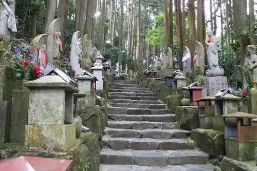宝山寺の地蔵