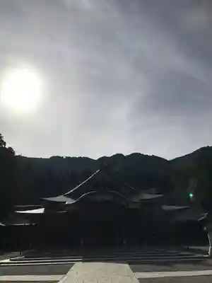 彌彦神社の本殿・本堂