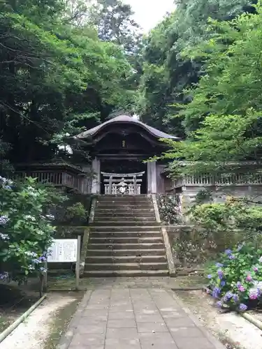 月照寺の山門