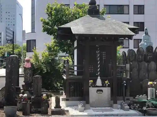 喜光山　慈恩寺の{uncategorized: "未分類", other: "その他", undefined: "問題あり", building: "その他建物", grave: "お墓", sacred_gate: "鳥居", guardian: "狛犬", statue: "像", buddha: "仏像", history: "歴史", nature: "自然", garden: "庭園", animal: "動物", pagoda: "塔", temizu: "手水舎", mountain_gate: "山門・神門", sanctuary: "本殿・本堂", subordinate: "末社・摂社", art: "芸術", scenery: "景色", jizo: "地蔵", ema: "絵馬", goshuin: "御朱印", omikuji: "おみくじ", items: "授与品その他", amulet: "お守り", goshuincho: "御朱印帳", eats: "食事", festival: "お祭り", votive_dance: "神楽", shichigosan: "七五三参", wedding: "結婚式", experience: "体験その他", initially: "初詣", around: "周辺", anti_infection: "感染症対策"}
