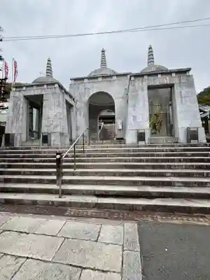 最上稲荷山妙教寺(岡山県)