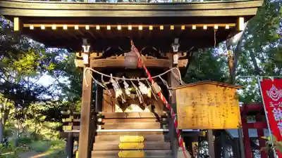 千束八幡神社の末社・摂社