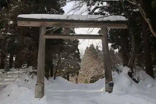 土津神社｜こどもと出世の神さまの鳥居