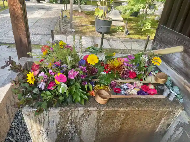 勝林寺の手水舎