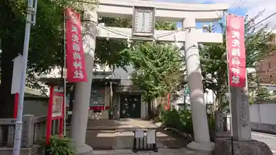 矢先稲荷神社の鳥居