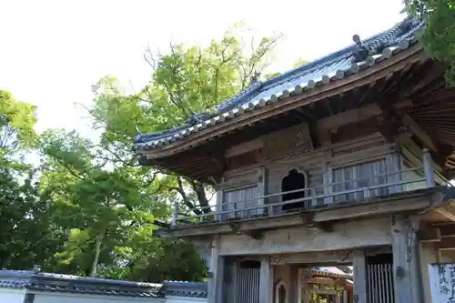 法輪寺の山門