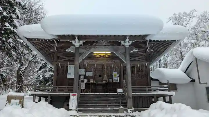 雨紛神社の本殿・本堂