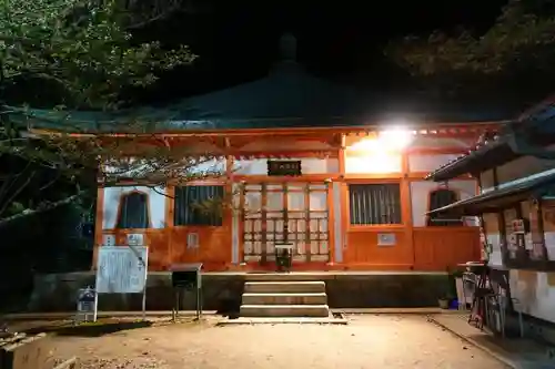 朝護孫子寺の末社・摂社