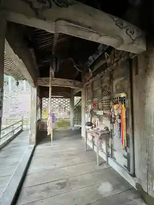 秩父札所三十二番　法性寺の{uncategorized: "未分類", other: "その他", undefined: "問題あり", building: "その他建物", grave: "お墓", sacred_gate: "鳥居", guardian: "狛犬", statue: "像", buddha: "仏像", history: "歴史", nature: "自然", garden: "庭園", animal: "動物", pagoda: "塔", temizu: "手水舎", mountain_gate: "山門・神門", sanctuary: "本殿・本堂", subordinate: "末社・摂社", art: "芸術", scenery: "景色", jizo: "地蔵", ema: "絵馬", goshuin: "御朱印", omikuji: "おみくじ", items: "授与品その他", amulet: "お守り", goshuincho: "御朱印帳", eats: "食事", festival: "お祭り", votive_dance: "神楽", shichigosan: "七五三参", wedding: "結婚式", experience: "体験その他", initially: "初詣", around: "周辺", anti_infection: "感染症対策"}