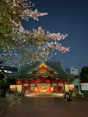 神田神社（神田明神）の{uncategorized: "未分類", other: "その他", undefined: "問題あり", building: "その他建物", grave: "お墓", sacred_gate: "鳥居", guardian: "狛犬", statue: "像", buddha: "仏像", history: "歴史", nature: "自然", garden: "庭園", animal: "動物", pagoda: "塔", temizu: "手水舎", mountain_gate: "山門・神門", sanctuary: "本殿・本堂", subordinate: "末社・摂社", art: "芸術", scenery: "景色", jizo: "地蔵", ema: "絵馬", goshuin: "御朱印", omikuji: "おみくじ", items: "授与品その他", amulet: "お守り", goshuincho: "御朱印帳", eats: "食事", festival: "お祭り", votive_dance: "神楽", shichigosan: "七五三参", wedding: "結婚式", experience: "体験その他", initially: "初詣", around: "周辺", anti_infection: "感染症対策"}