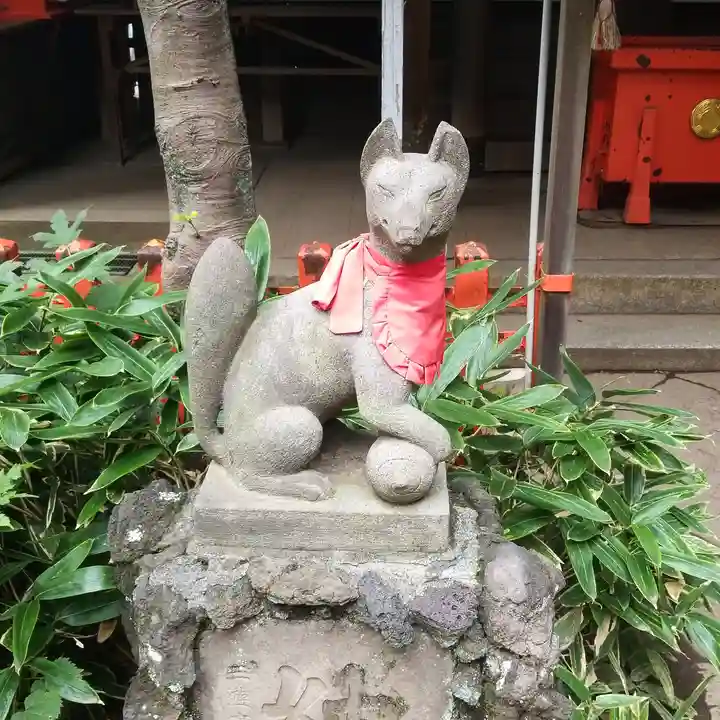 花園稲荷神社の狛犬