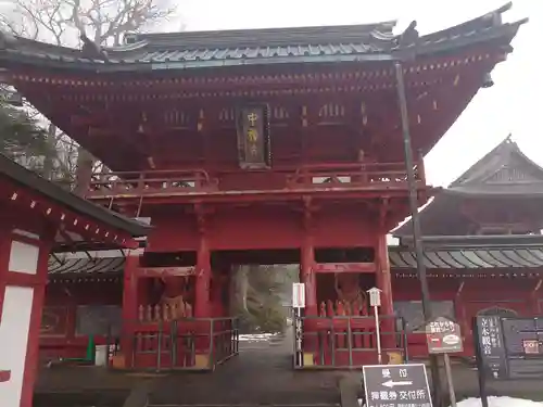 中禅寺の山門・神門