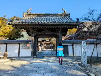 龍雲寺の山門・神門