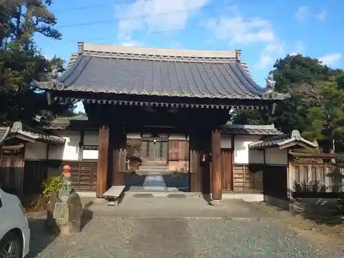 常現寺の山門