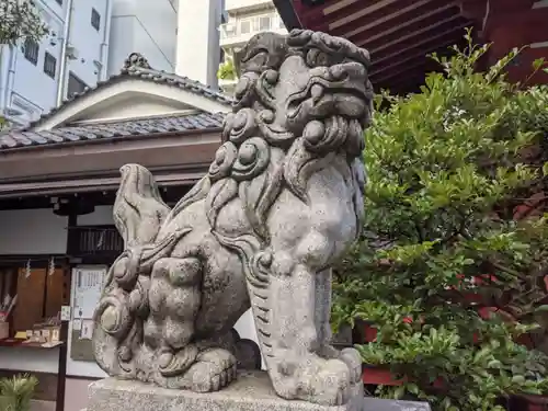 秋葉神社の狛犬