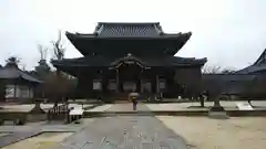 本山専修寺の本殿