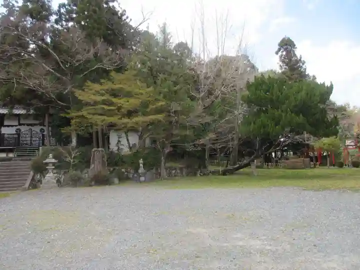 鳥居川御霊神社(滋賀県)