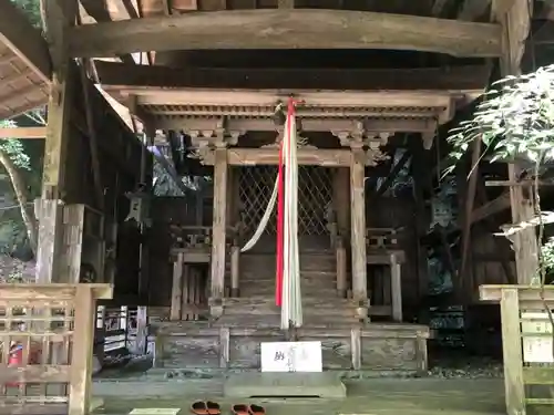 岩戸落葉神社の本殿・本堂
