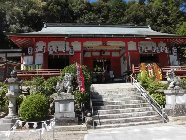 粉河産土神社(たのもしの宮)の本殿・本堂