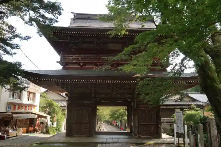 華厳寺の山門・神門