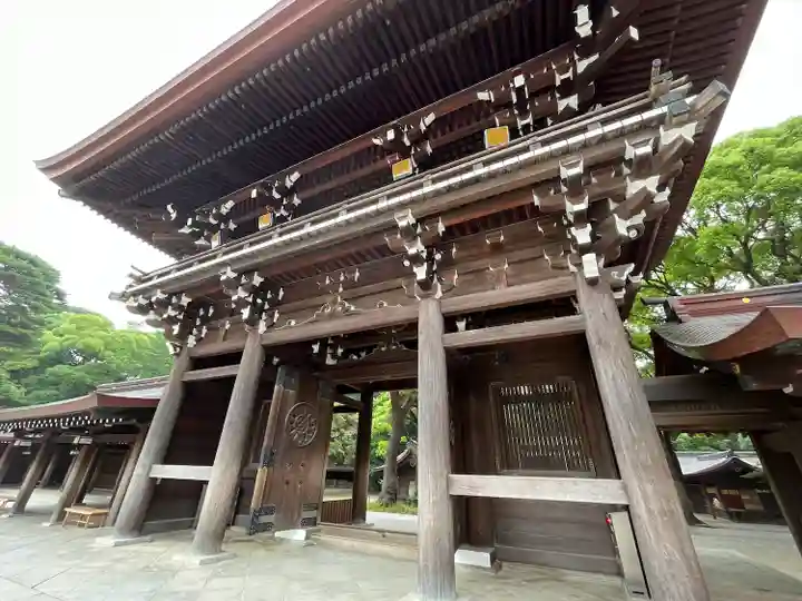 明治神宮の山門・神門