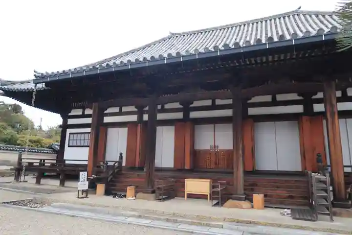 法華寺の本殿・本堂