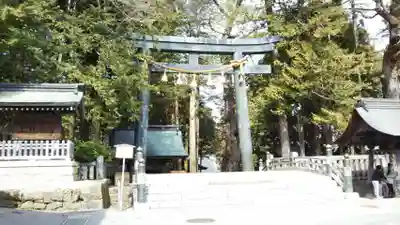 諏訪大社の鳥居