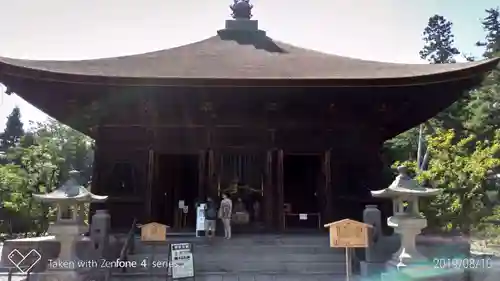 善光寺の本殿・本堂