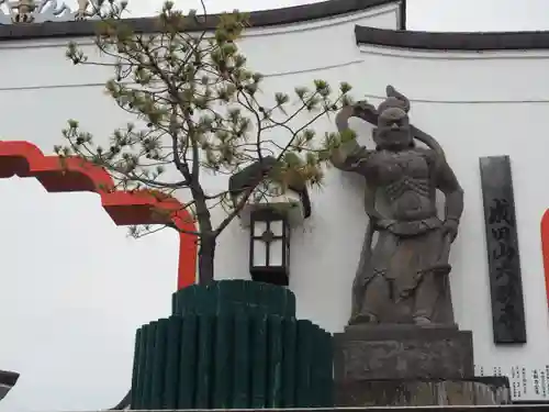 大勝寺の像