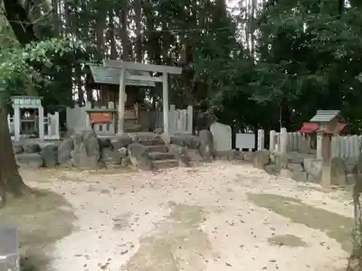 両社宮神社(宮町)の末社・摂社
