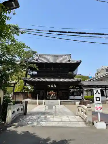 泉岳寺の山門・神門