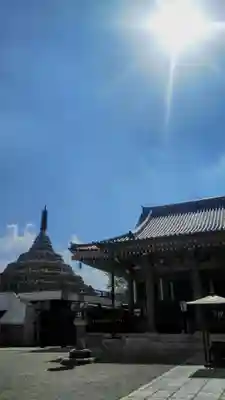 壬生寺の本殿・本堂