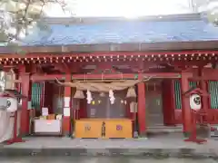 生島足島神社の本殿