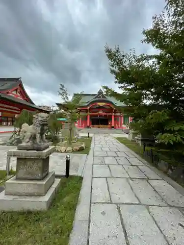 土佐稲荷神社の本殿