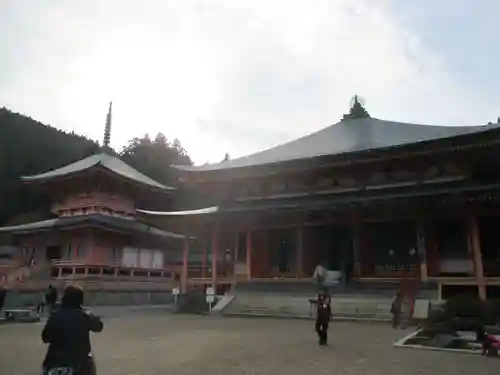 比叡山延暦寺の本殿・本堂