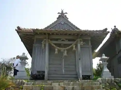 衣毘須神社の本殿